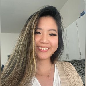 Meet your Posher, Denise